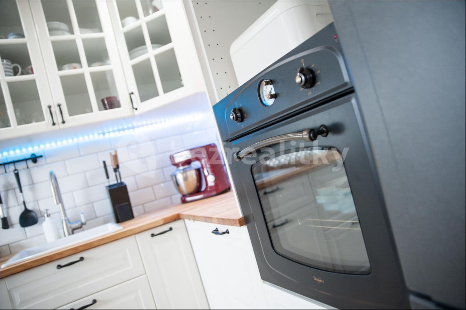 2 bedroom flat to rent, 64 m², Bojasova, Prague, Prague 2 bedroom flat to rent, 64 m², Bojasova, Prague, Prague