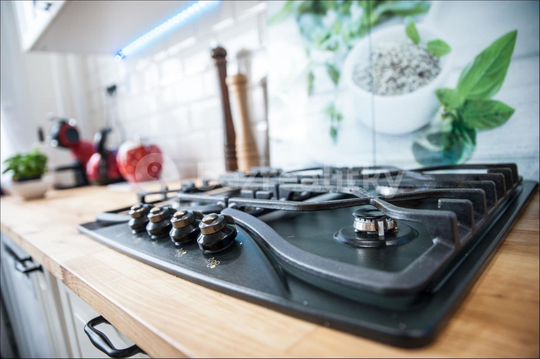 2 bedroom flat to rent, 64 m², Bojasova, Prague, Prague 2 bedroom flat to rent, 64 m², Bojasova, Prague, Prague