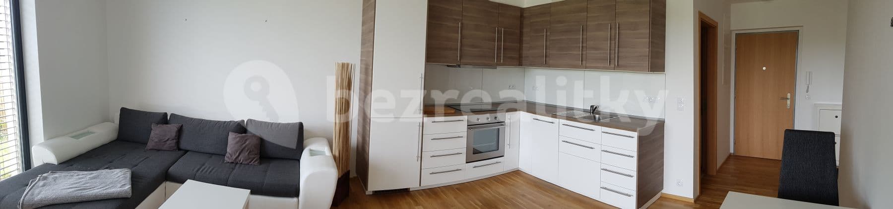 1 bedroom with open-plan kitchen flat to rent, 61 m², Mokropeská, Černošice, Středočeský Region 1 bedroom with open-plan kitchen flat to rent, 61 m², Mokropeská, Černošice, Středočeský Region