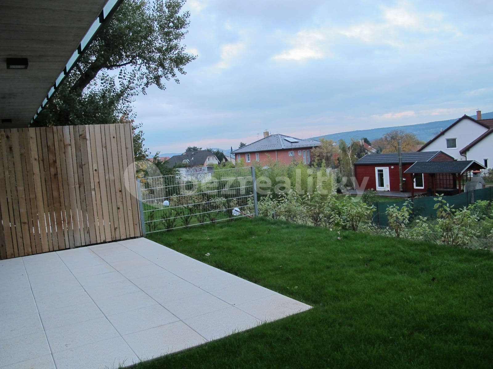 1 bedroom with open-plan kitchen flat to rent, 61 m², Mokropeská, Černošice, Středočeský Region 1 bedroom with open-plan kitchen flat to rent, 61 m², Mokropeská, Černošice, Středočeský Region