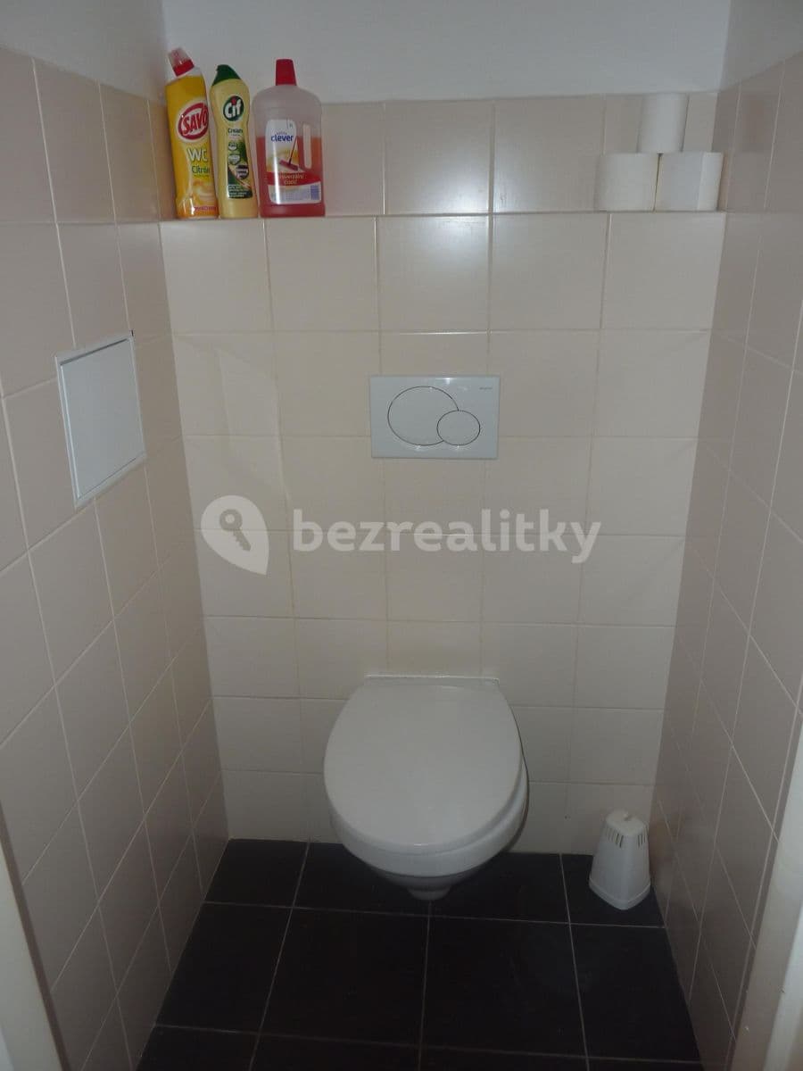 Small studio flat to rent, 34 m², Kostelecká, Sulice, Středočeský Region Small studio flat to rent, 34 m², Kostelecká, Sulice, Středočeský Region