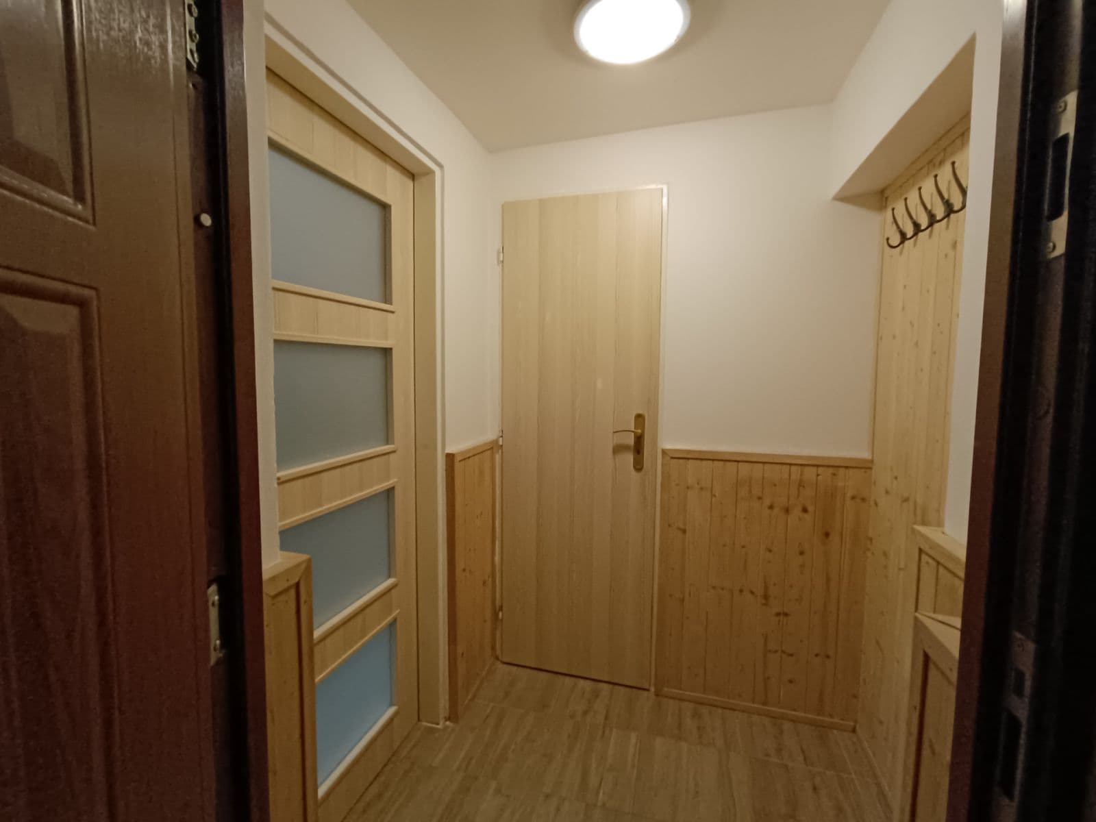 1 bedroom with open-plan kitchen flat to rent, 36 m², Milady Horákové, Brno, Jihomoravský Region 1 bedroom with open-plan kitchen flat to rent, 36 m², Milady Horákové, Brno, Jihomoravský Region