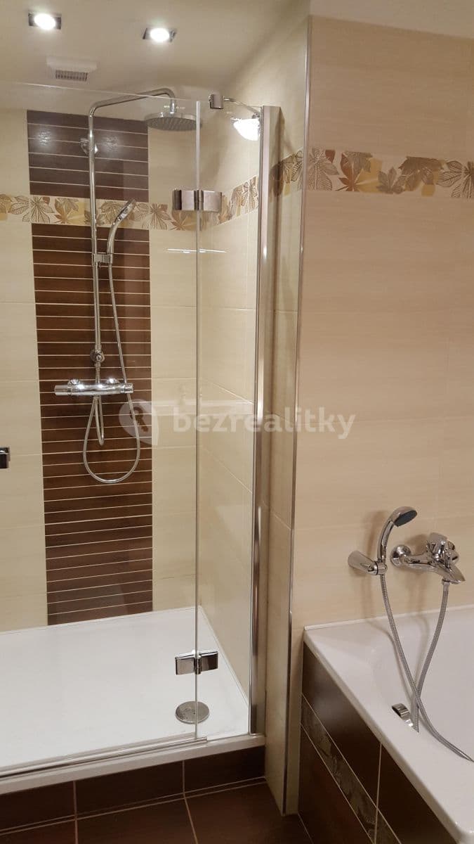 3 bedroom flat to rent, 72 m², Maxe Švabinského, Frýdek-Místek, Moravskoslezský Region 3 bedroom flat to rent, 72 m², Maxe Švabinského, Frýdek-Místek, Moravskoslezský Region