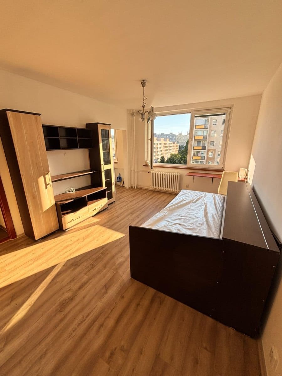 1 bedroom flat to rent, 32 m², Brodského, Prague, Prague 1 bedroom flat to rent, 32 m², Brodského, Prague, Prague