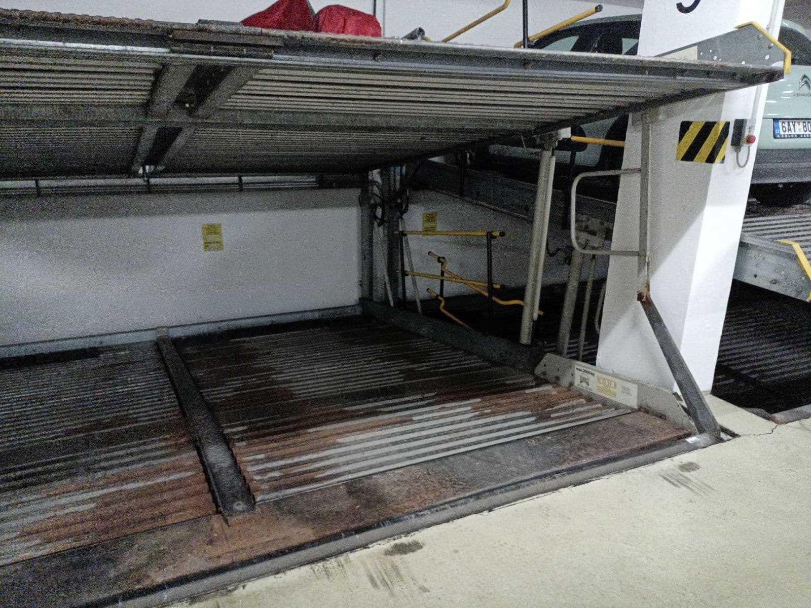 garage to rent, 10 m², Chelčického, Prague, Prague garage to rent, 10 m², Chelčického, Prague, Prague