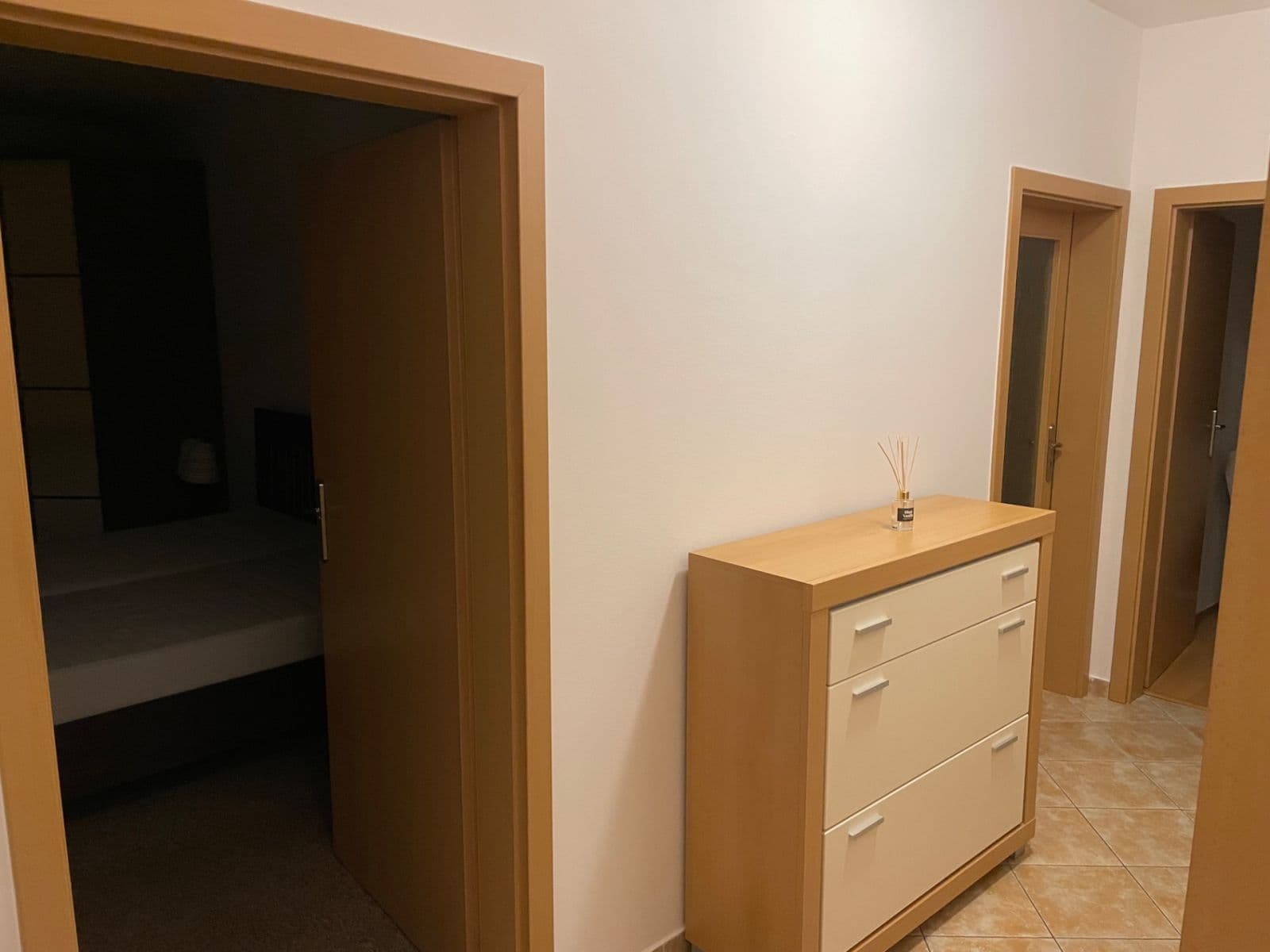 2 bedroom with open-plan kitchen flat to rent, 70 m², Toužimská, Prague, Prague 2 bedroom with open-plan kitchen flat to rent, 70 m², Toužimská, Prague, Prague