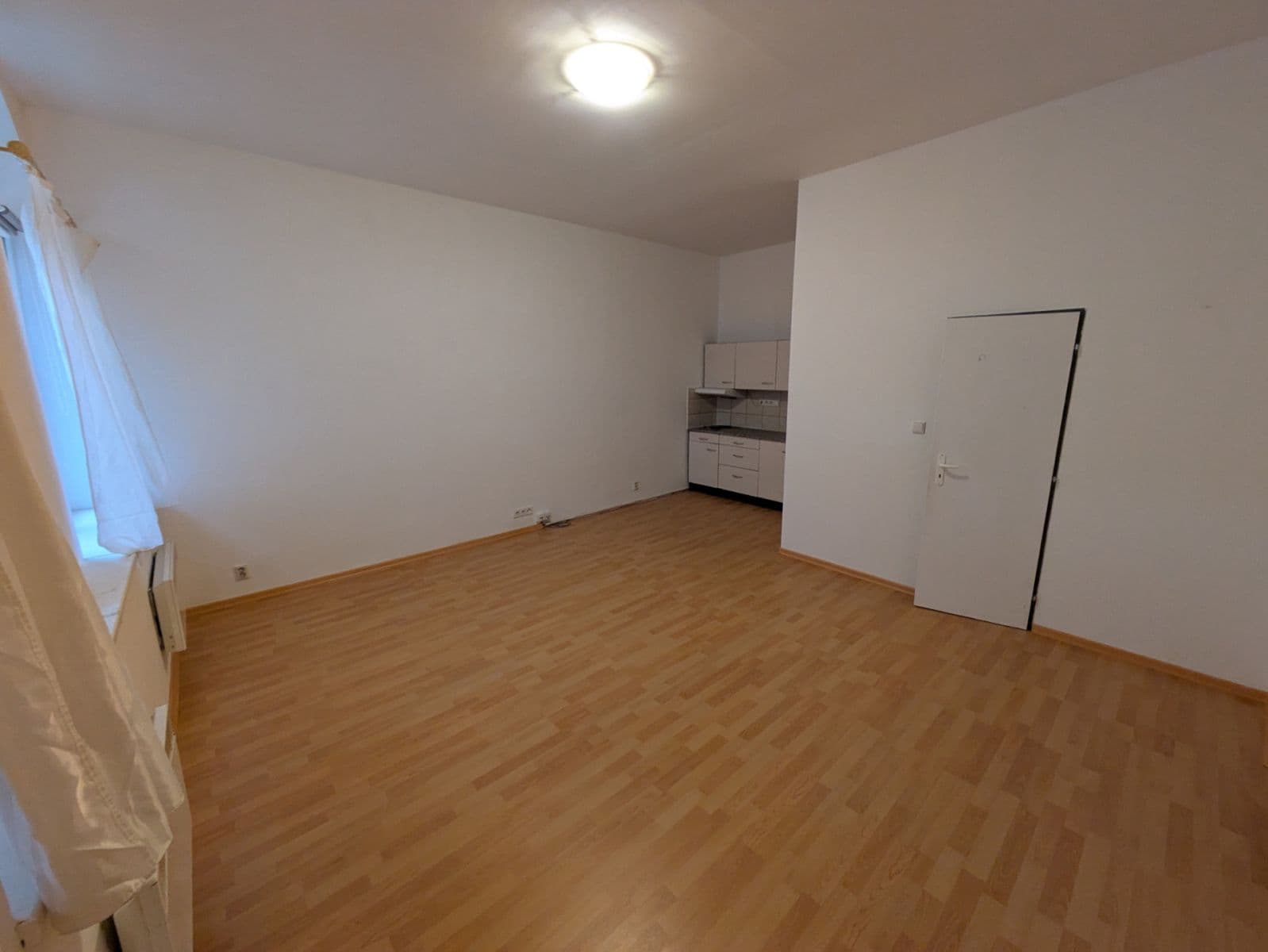 Studio flat to rent, 28 m², Lounská, Teplice, Ústecký Region Studio flat to rent, 28 m², Lounská, Teplice, Ústecký Region