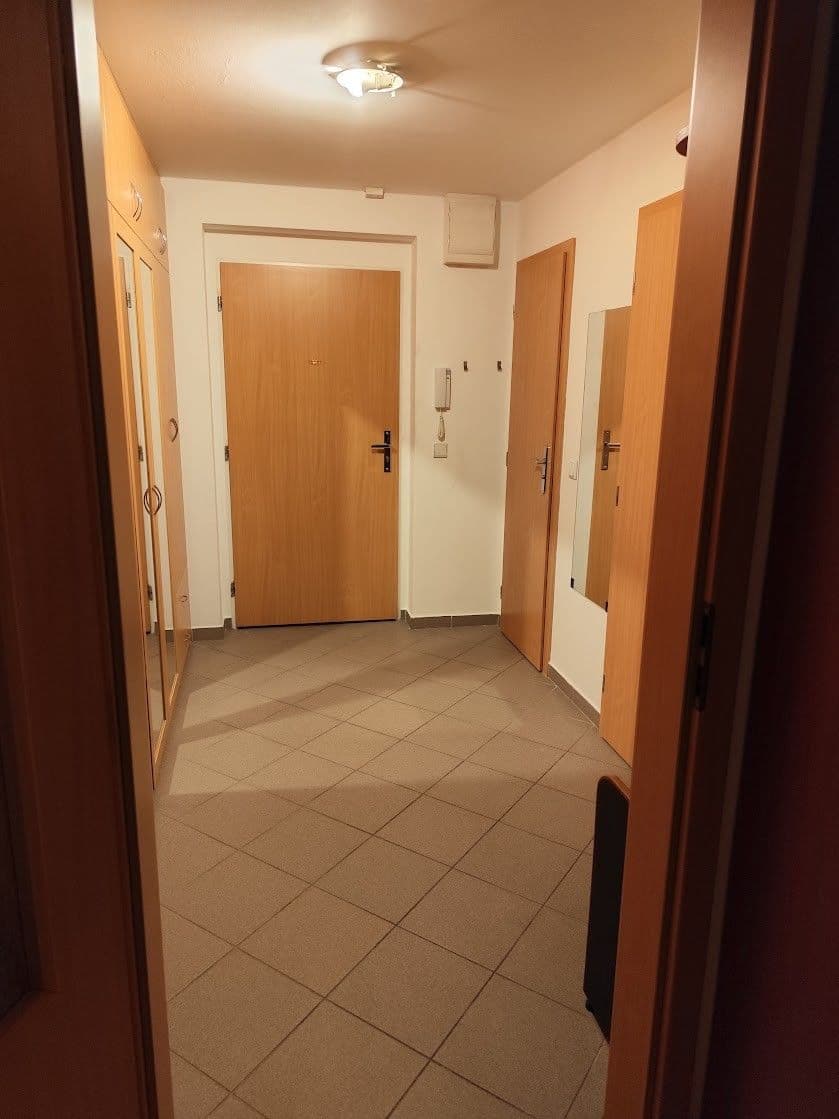 Studio flat to rent, 42 m², Petržílkova, Prague, Prague Studio flat to rent, 42 m², Petržílkova, Prague, Prague