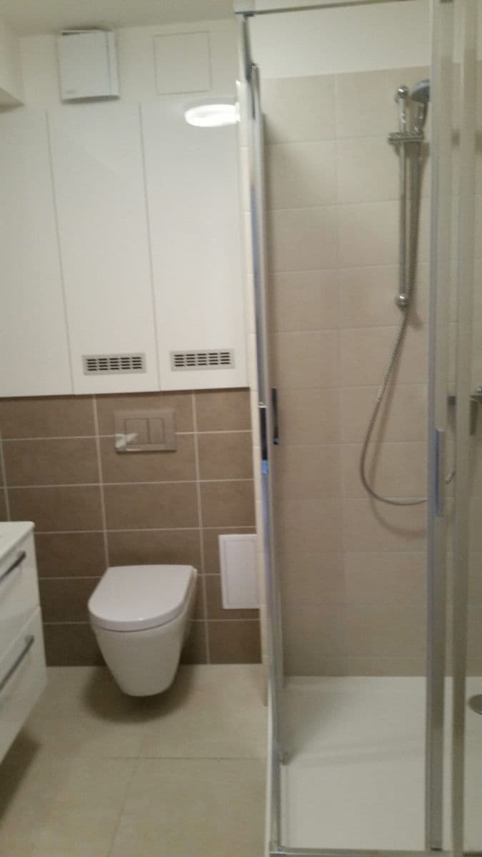 1 bedroom flat to rent, 44 m², Hutařova, Brno, Jihomoravský Region 1 bedroom flat to rent, 44 m², Hutařova, Brno, Jihomoravský Region
