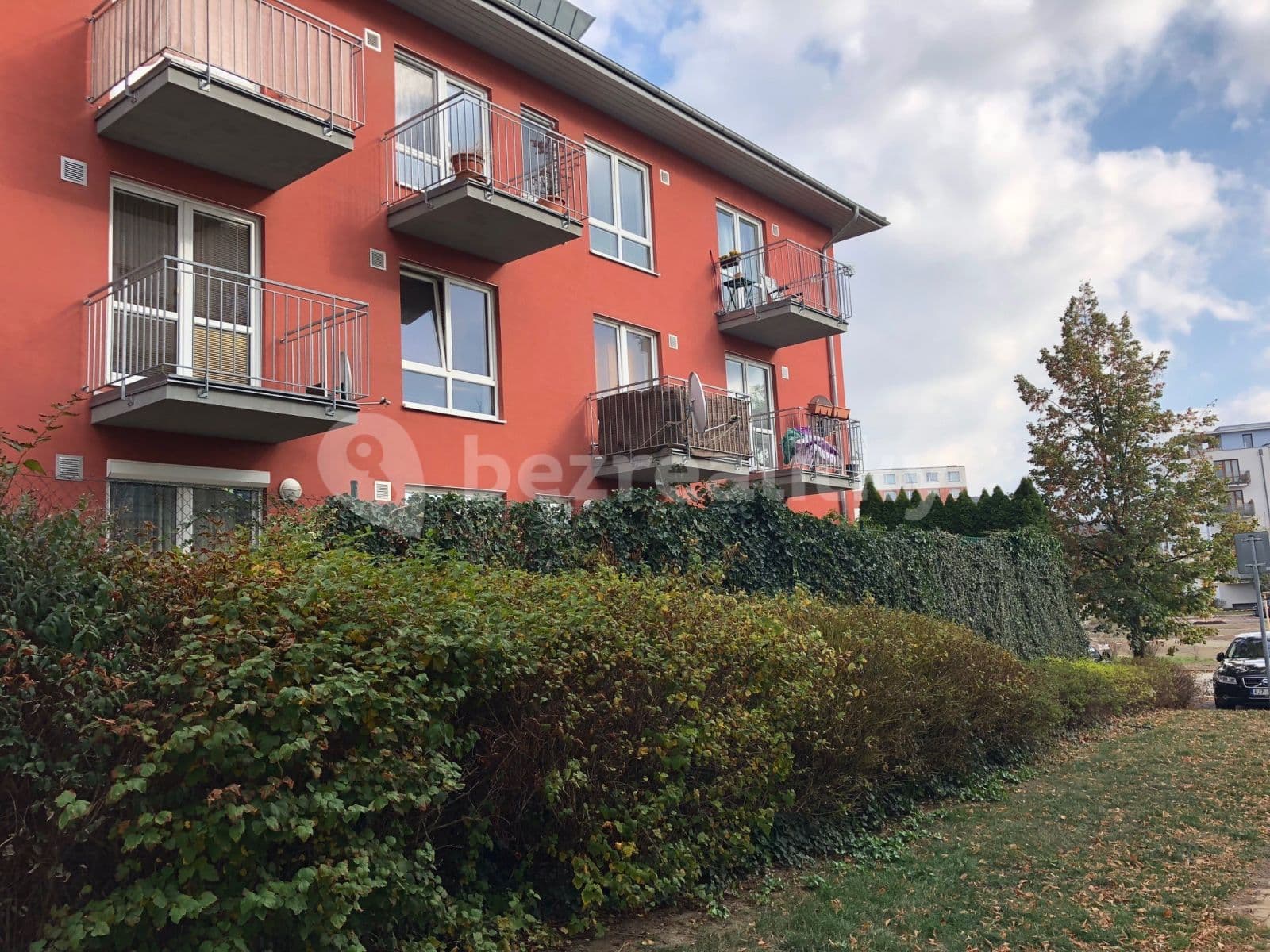 2 bedroom with open-plan kitchen flat to rent, 95 m², U Včely, Prague, Prague 2 bedroom with open-plan kitchen flat to rent, 95 m², U Včely, Prague, Prague