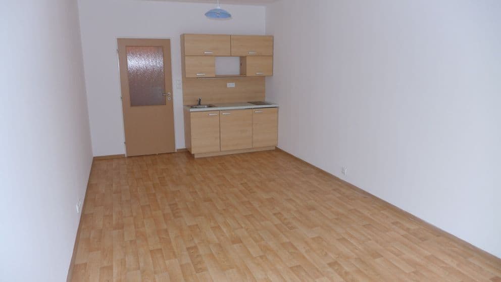 Studio flat to rent, 30 m², Kavaléristů, Olomouc, Olomoucký Region Studio flat to rent, 30 m², Kavaléristů, Olomouc, Olomoucký Region