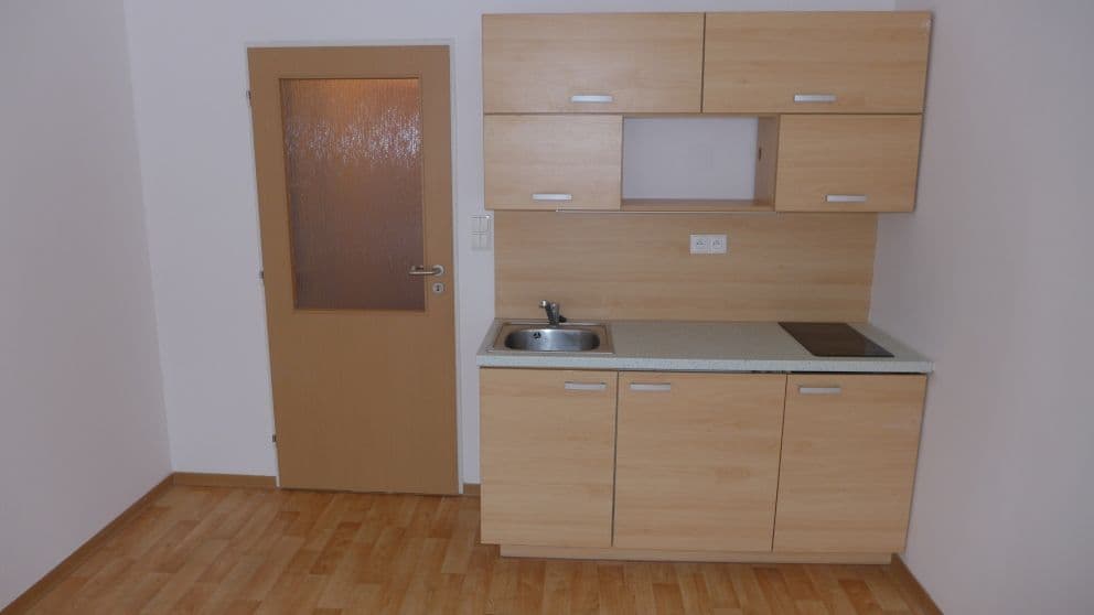 Studio flat to rent, 30 m², Kavaléristů, Olomouc, Olomoucký Region Studio flat to rent, 30 m², Kavaléristů, Olomouc, Olomoucký Region