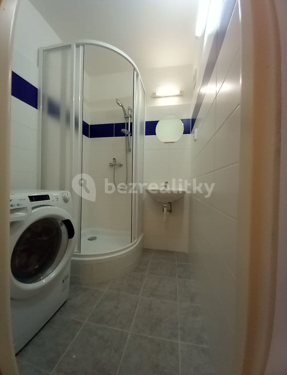 Small studio flat to rent, 26 m², Klánova, Prague, Prague Small studio flat to rent, 26 m², Klánova, Prague, Prague