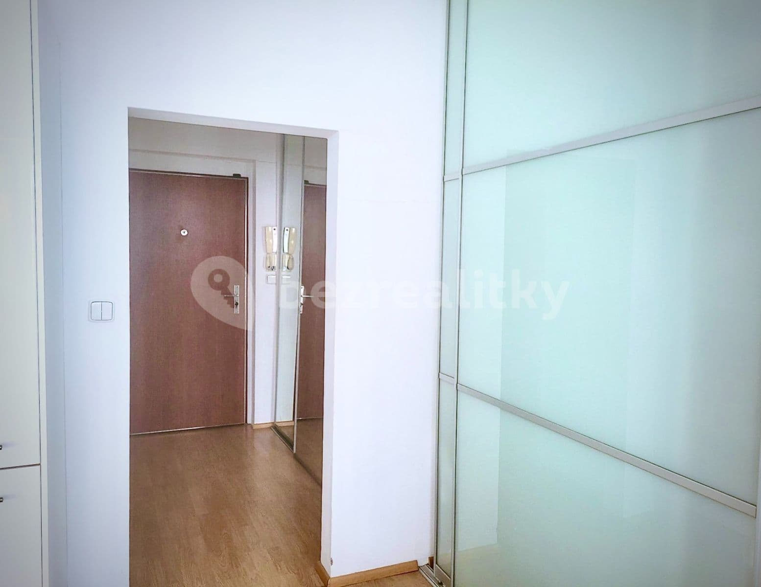 1 bedroom with open-plan kitchen flat to rent, 41 m², Mattioliho, Prague, Prague 1 bedroom with open-plan kitchen flat to rent, 41 m², Mattioliho, Prague, Prague