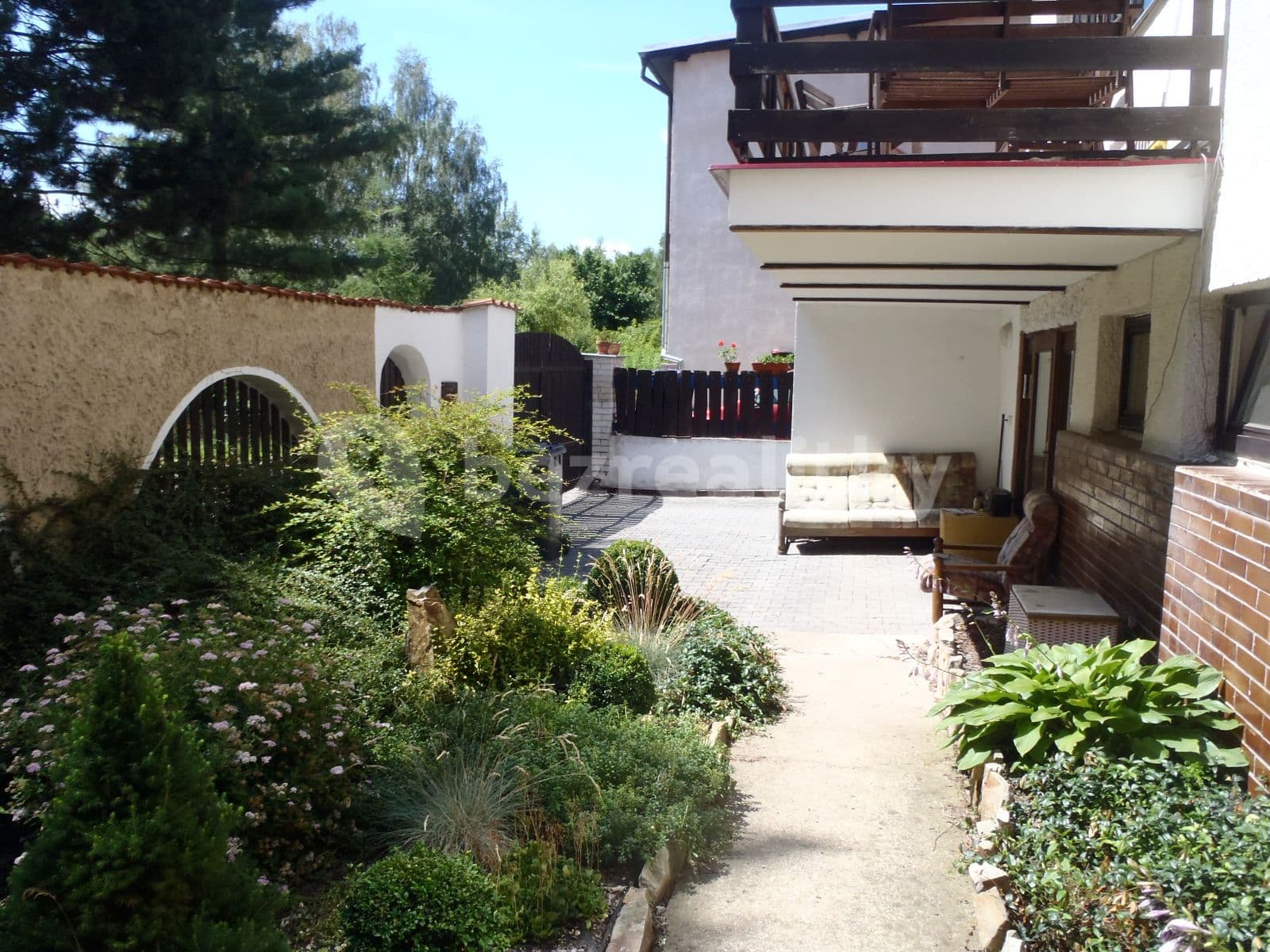 3 bedroom with open-plan kitchen flat to rent, 66 m², U Schodů, Prague, Prague 3 bedroom with open-plan kitchen flat to rent, 66 m², U Schodů, Prague, Prague