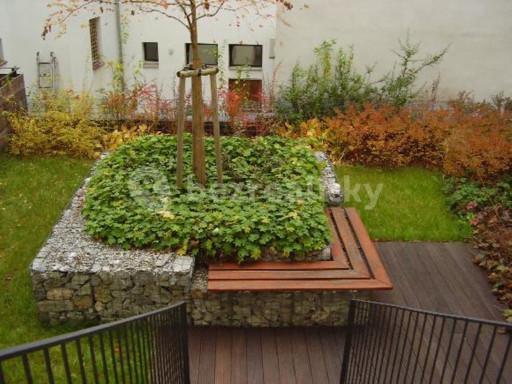 Studio flat to rent, 35 m², Musílkova, Prague, Prague Studio flat to rent, 35 m², Musílkova, Prague, Prague