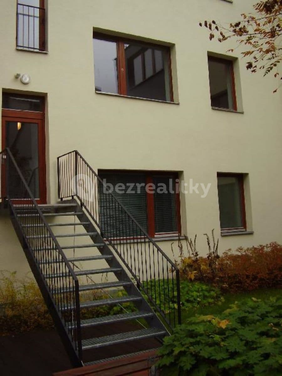 Studio flat to rent, 35 m², Musílkova, Prague, Prague Studio flat to rent, 35 m², Musílkova, Prague, Prague