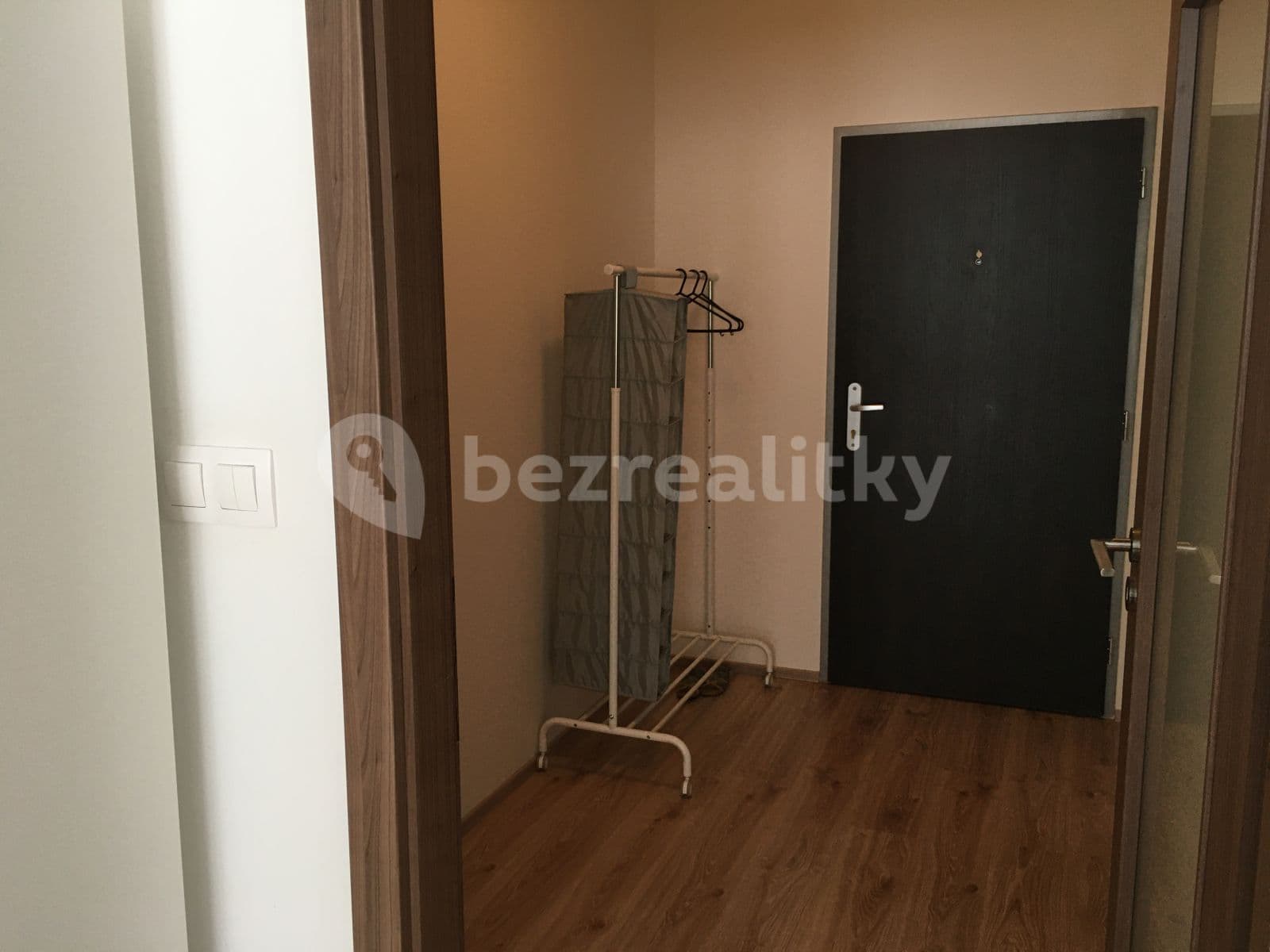 Studio flat to rent, 33 m², Pod Jarovem, Prague, Prague Studio flat to rent, 33 m², Pod Jarovem, Prague, Prague