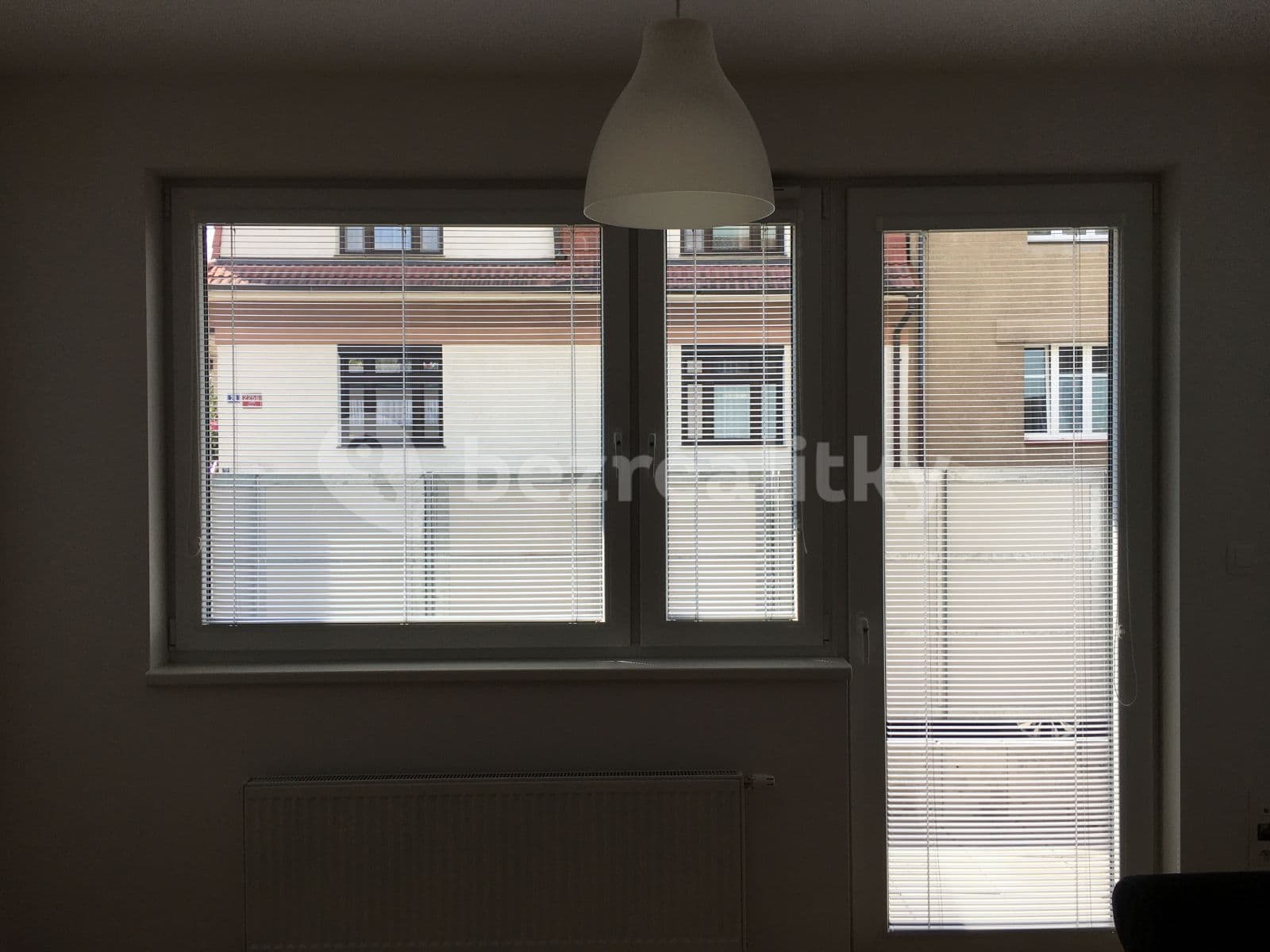 Studio flat to rent, 33 m², Pod Jarovem, Prague, Prague Studio flat to rent, 33 m², Pod Jarovem, Prague, Prague