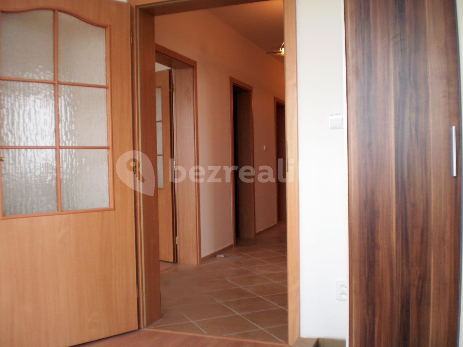 2 bedroom with open-plan kitchen flat to rent, 106 m², Otradovická, Prague, Prague 2 bedroom with open-plan kitchen flat to rent, 106 m², Otradovická, Prague, Prague