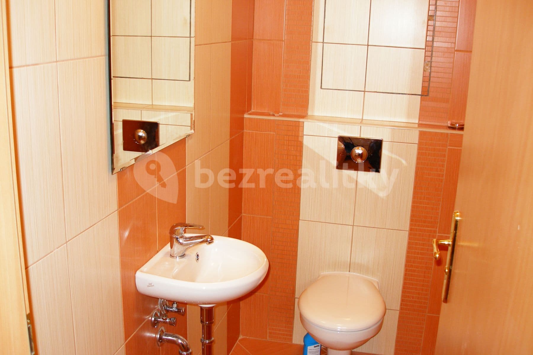 2 bedroom with open-plan kitchen flat to rent, 106 m², Otradovická, Prague, Prague 2 bedroom with open-plan kitchen flat to rent, 106 m², Otradovická, Prague, Prague