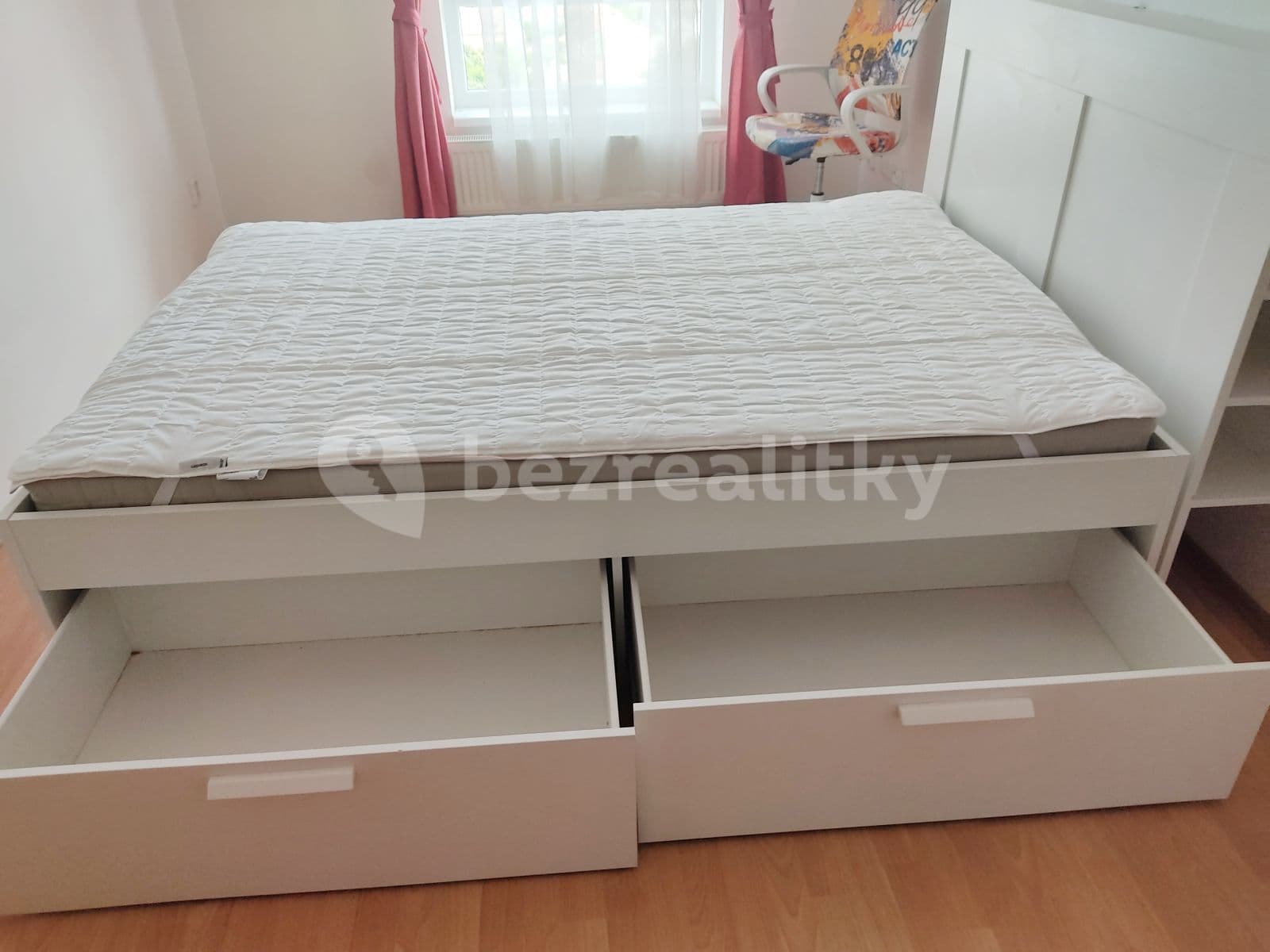 2 bedroom with open-plan kitchen flat to rent, 106 m², Otradovická, Prague, Prague 2 bedroom with open-plan kitchen flat to rent, 106 m², Otradovická, Prague, Prague