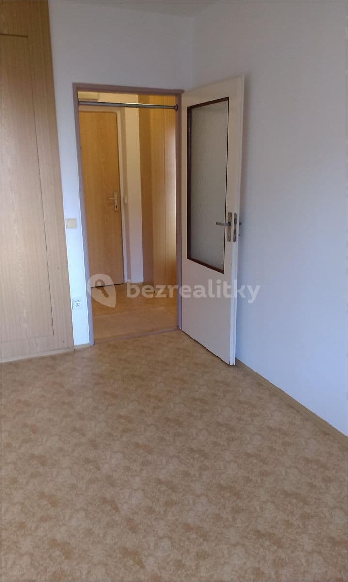 1 bedroom with open-plan kitchen flat to rent, 57 m², Pod Zámečkem, Hradec Králové, Královéhradecký Region 1 bedroom with open-plan kitchen flat to rent, 57 m², Pod Zámečkem, Hradec Králové, Královéhradecký Region