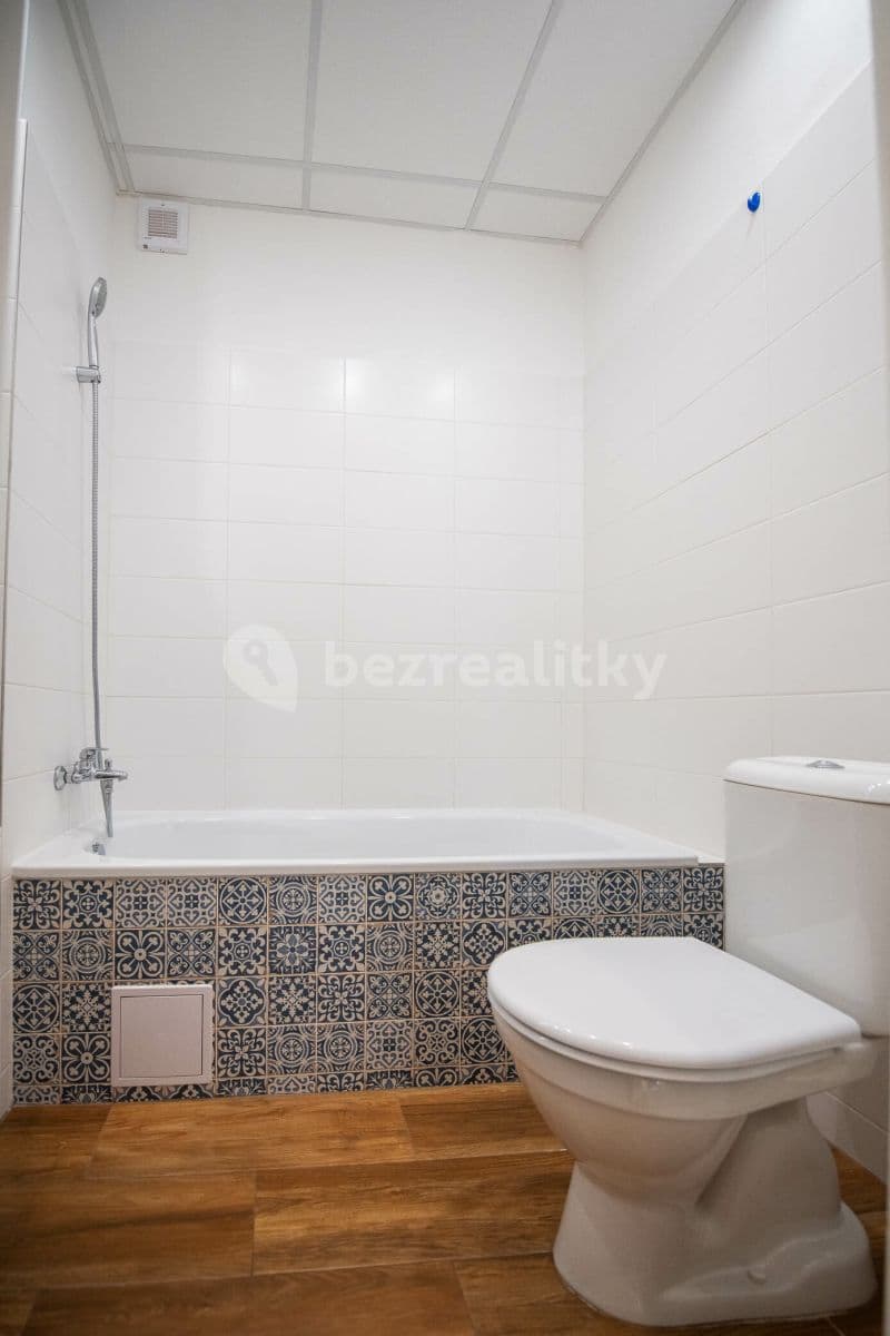 Studio flat to rent, 32 m², Bulharská, Prague, Prague Studio flat to rent, 32 m², Bulharská, Prague, Prague