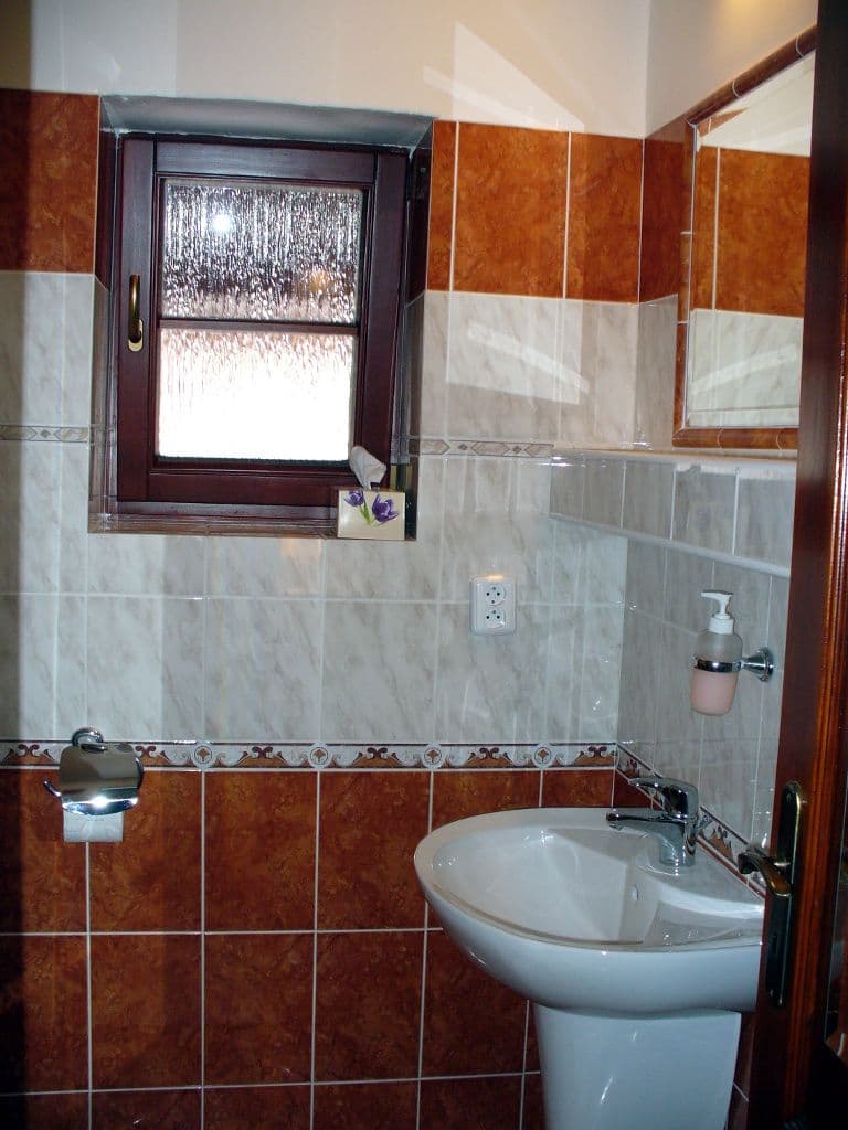 Studio flat to rent, 25 m², Na Vinohradu, Prague, Prague Studio flat to rent, 25 m², Na Vinohradu, Prague, Prague