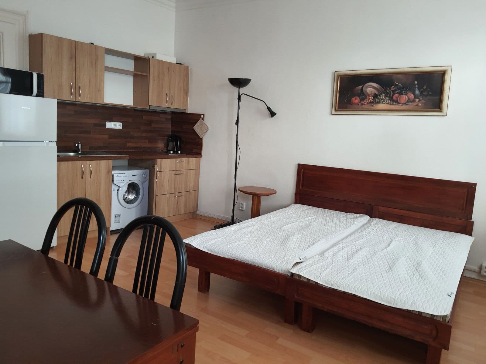 Studio flat to rent, 25 m², Na Vinohradu, Prague, Prague Studio flat to rent, 25 m², Na Vinohradu, Prague, Prague