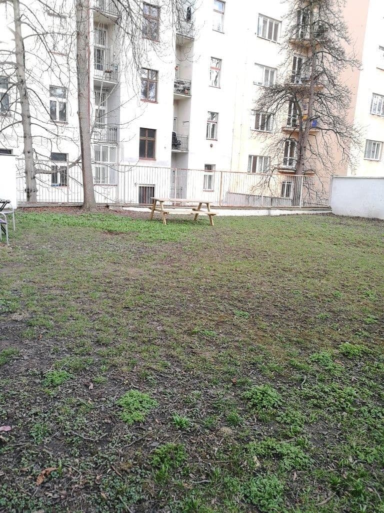 1 bedroom with open-plan kitchen flat to rent, 62 m², Kubelíkova, Prague, Prague 1 bedroom with open-plan kitchen flat to rent, 62 m², Kubelíkova, Prague, Prague