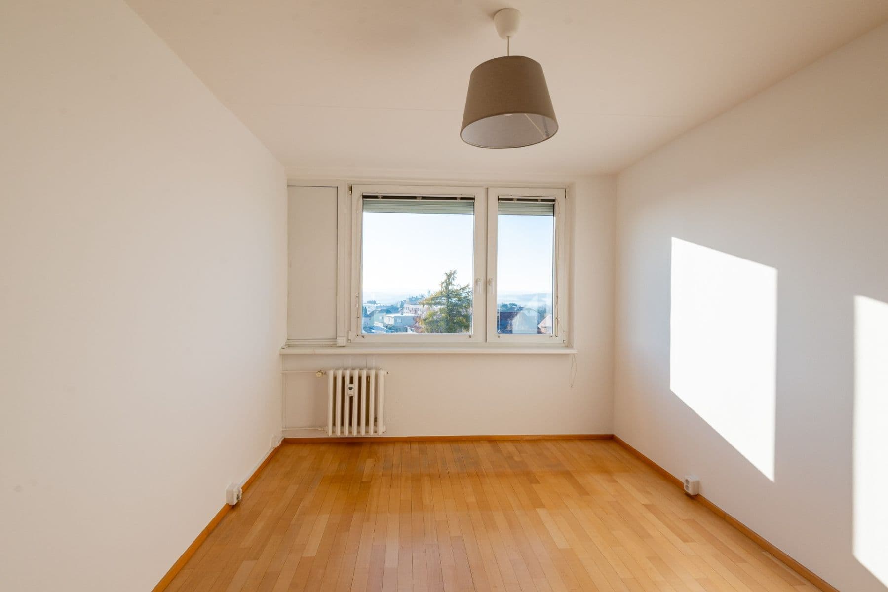 1 bedroom with open-plan kitchen flat to rent, 43 m², Lessnerova, Prague, Prague 1 bedroom with open-plan kitchen flat to rent, 43 m², Lessnerova, Prague, Prague