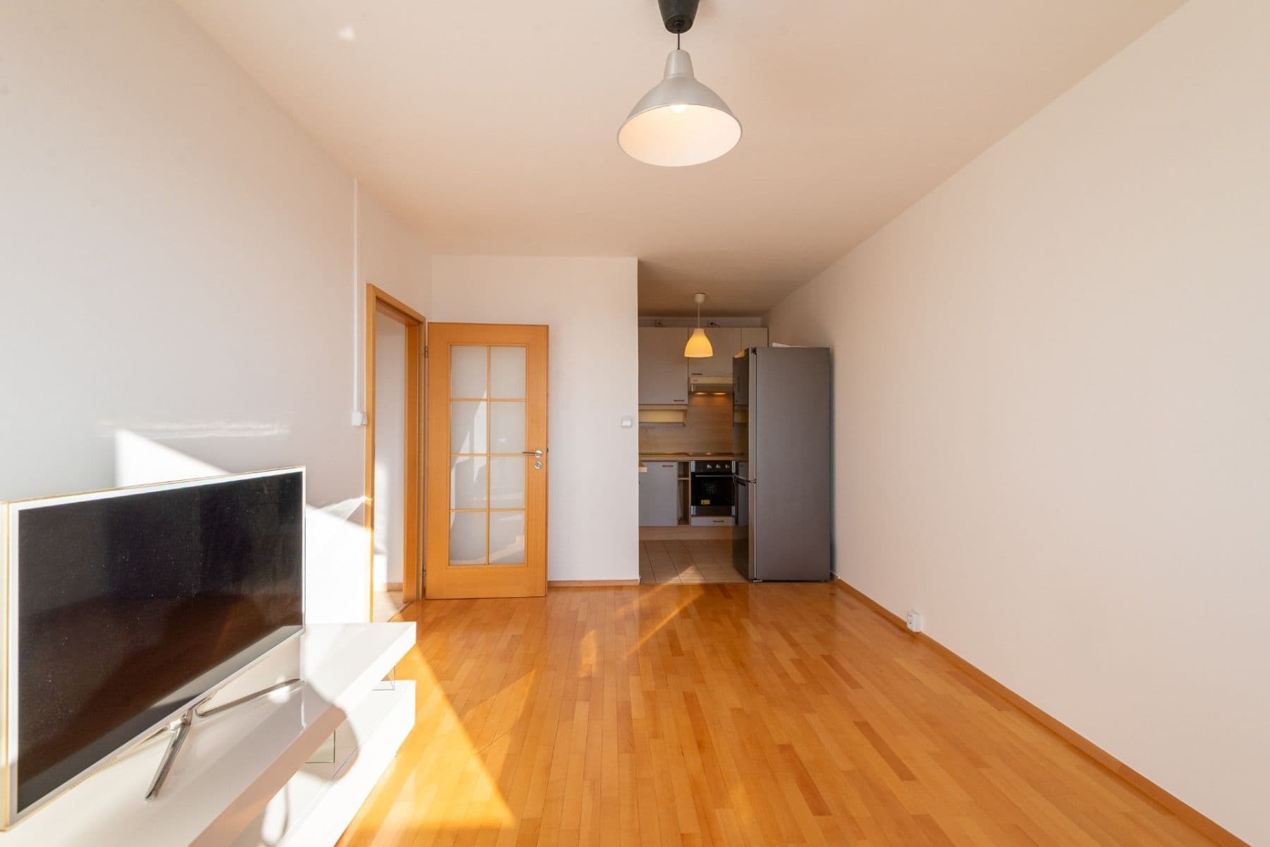 1 bedroom with open-plan kitchen flat to rent, 43 m², Lessnerova, Prague, Prague 1 bedroom with open-plan kitchen flat to rent, 43 m², Lessnerova, Prague, Prague