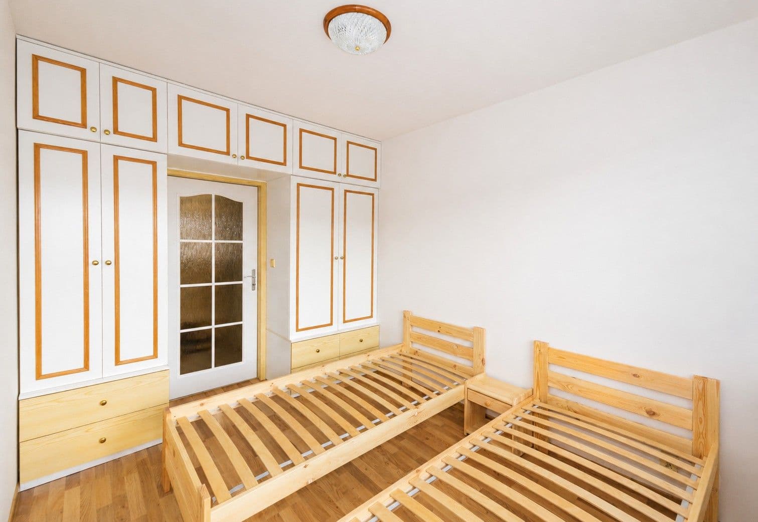1 bedroom with open-plan kitchen flat to rent, 40 m², Molákova, Prague, Prague 1 bedroom with open-plan kitchen flat to rent, 40 m², Molákova, Prague, Prague