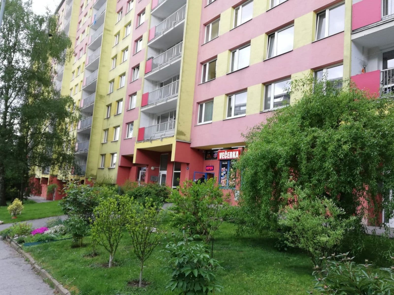 1 bedroom with open-plan kitchen flat to rent, 46 m², Bojasova, Prague, Prague 1 bedroom with open-plan kitchen flat to rent, 46 m², Bojasova, Prague, Prague