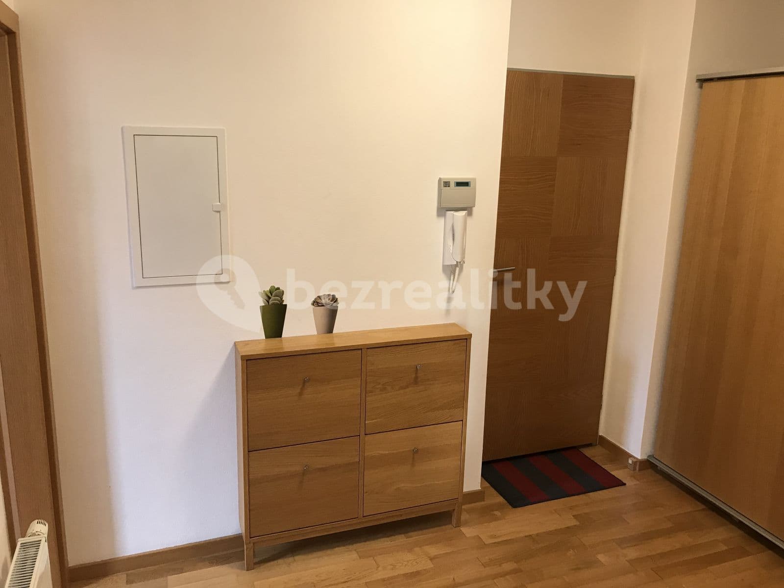 Studio flat to rent, 50 m², Na Dědinách, Prague, Prague Studio flat to rent, 50 m², Na Dědinách, Prague, Prague