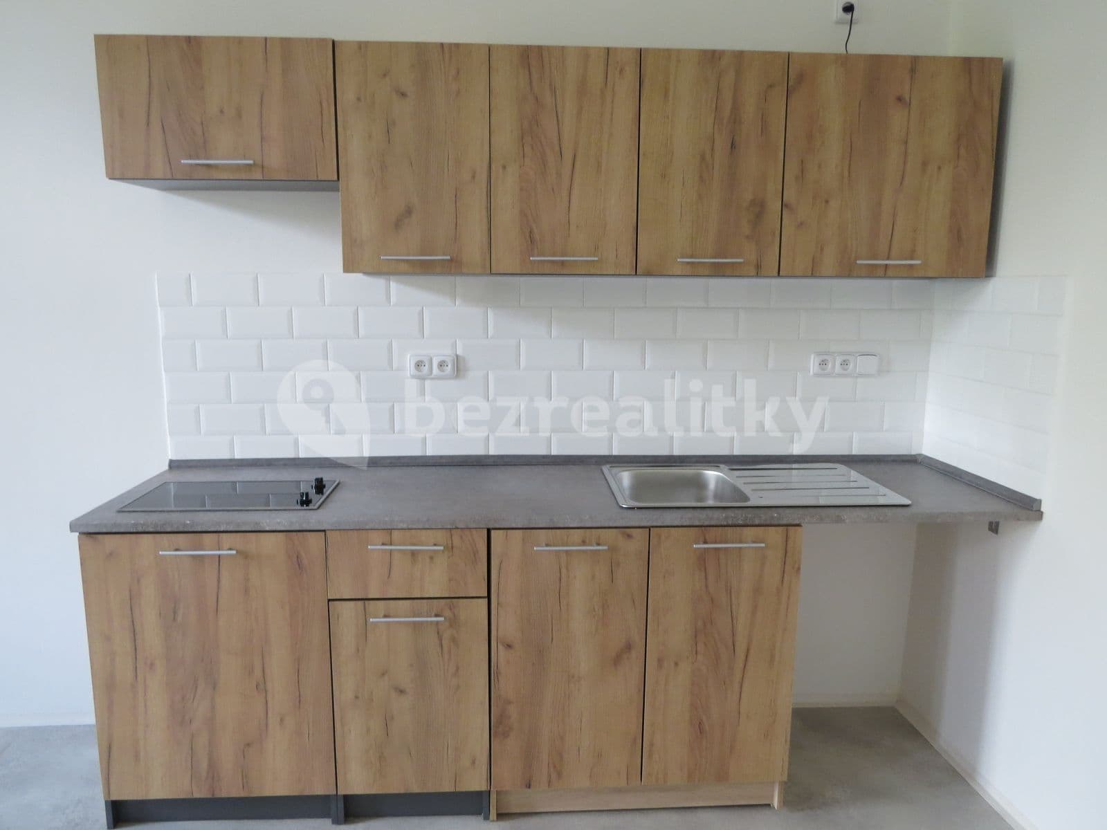 Small studio flat to rent, 28 m², Lublaňská, Prague, Prague Small studio flat to rent, 28 m², Lublaňská, Prague, Prague