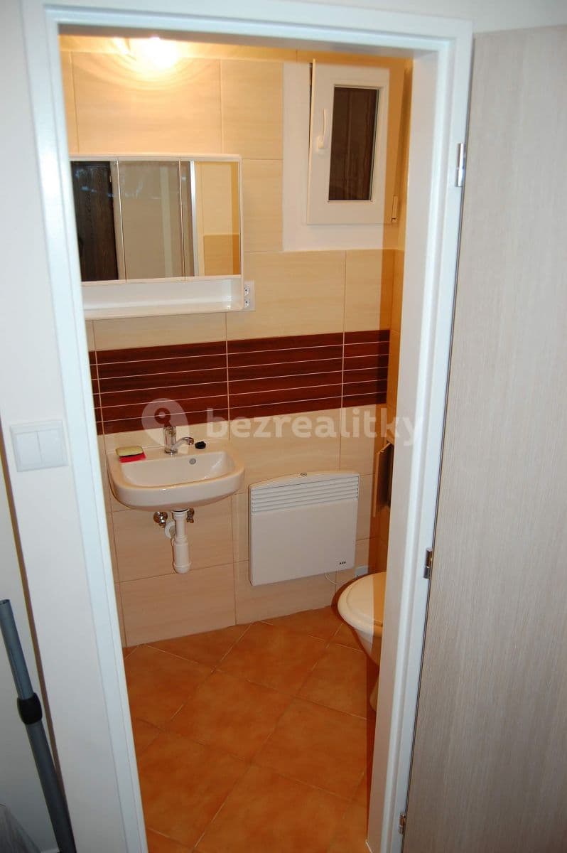 Studio flat to rent, 20 m², Záběhlická, Prague, Prague Studio flat to rent, 20 m², Záběhlická, Prague, Prague