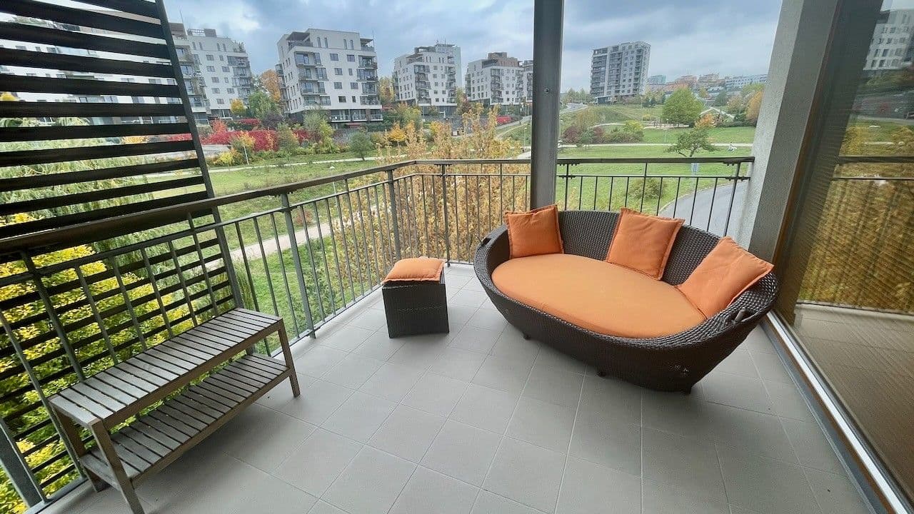 1 bedroom with open-plan kitchen flat to rent, 58 m², Nad Smetankou, Prague, Prague 1 bedroom with open-plan kitchen flat to rent, 58 m², Nad Smetankou, Prague, Prague