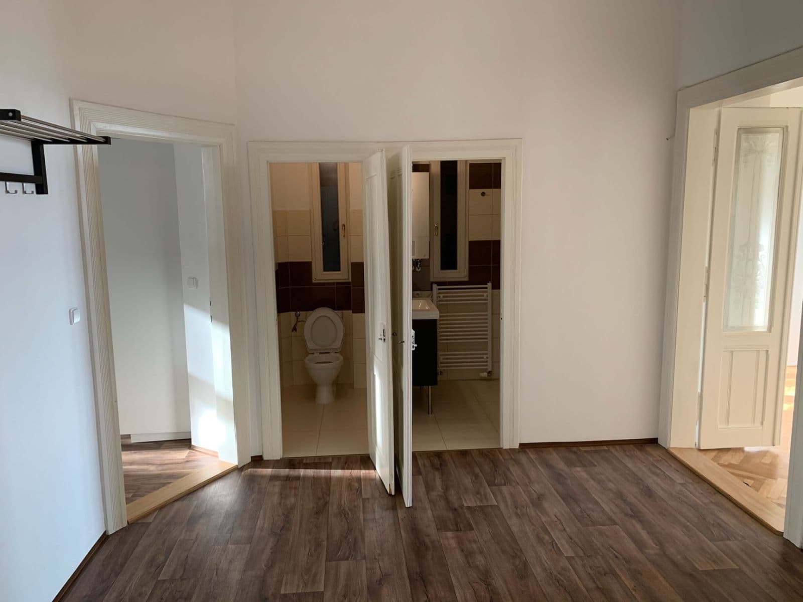 3 bedroom flat to rent, 120 m², U Havlíčkových sadů, Prague, Prague 3 bedroom flat to rent, 120 m², U Havlíčkových sadů, Prague, Prague