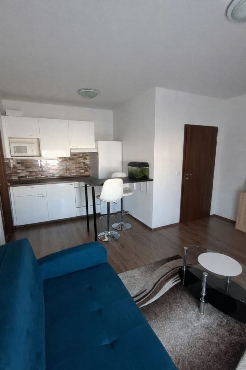 1 bedroom with open-plan kitchen flat to rent, 44 m², ulice Generála Selnera, Kladno, Středočeský Region 1 bedroom with open-plan kitchen flat to rent, 44 m², ulice Generála Selnera, Kladno, Středočeský Region