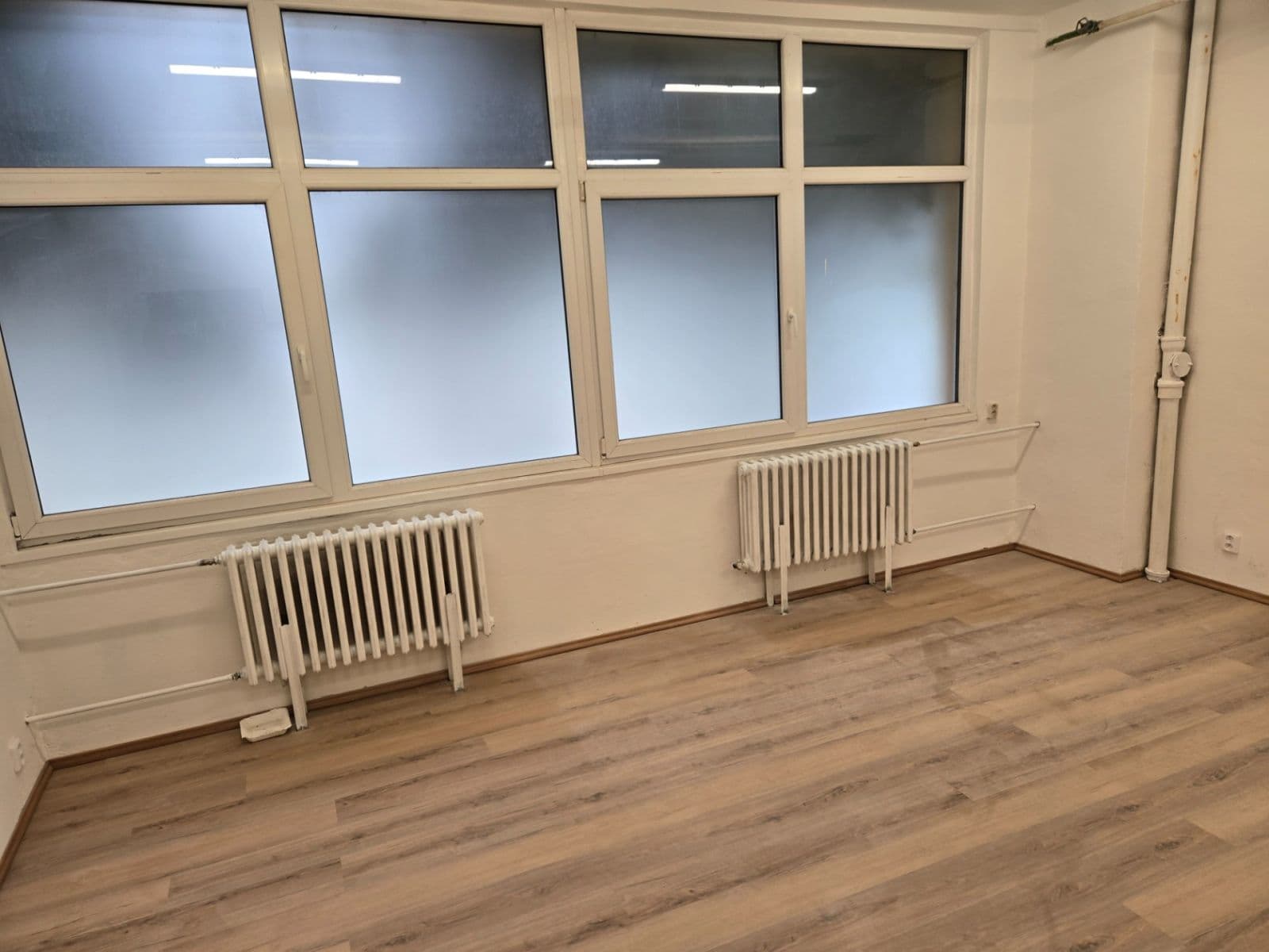 office to rent, 18 m², Nádražní, Židlochovice, Jihomoravský Region office to rent, 18 m², Nádražní, Židlochovice, Jihomoravský Region