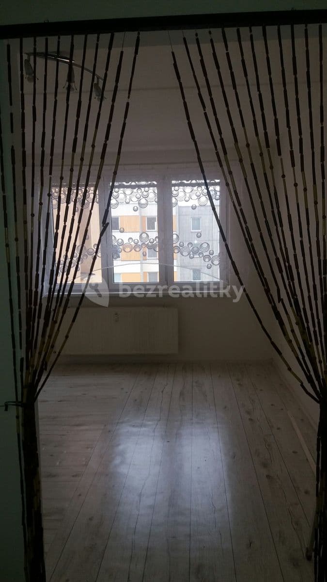 Studio flat to rent, 33 m², náměstí Přátelství, Tábor, Jihočeský Region Studio flat to rent, 33 m², náměstí Přátelství, Tábor, Jihočeský Region