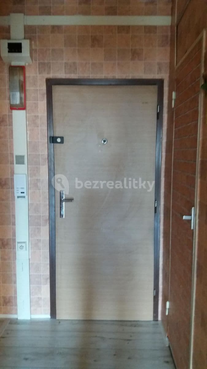 Studio flat to rent, 33 m², náměstí Přátelství, Tábor, Jihočeský Region Studio flat to rent, 33 m², náměstí Přátelství, Tábor, Jihočeský Region
