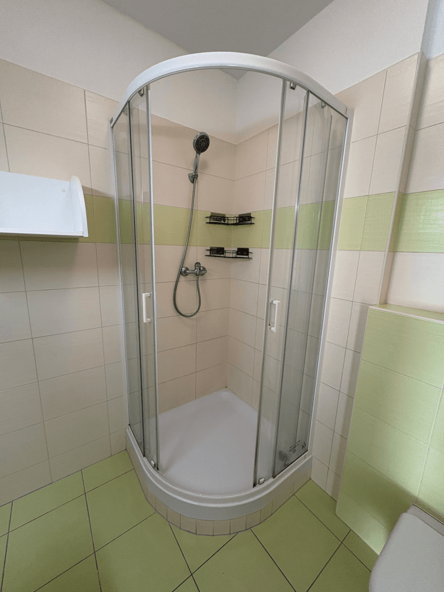 Studio flat to rent, 36 m², Edvarda Beneše, Olomouc, Olomoucký Region Studio flat to rent, 36 m², Edvarda Beneše, Olomouc, Olomoucký Region