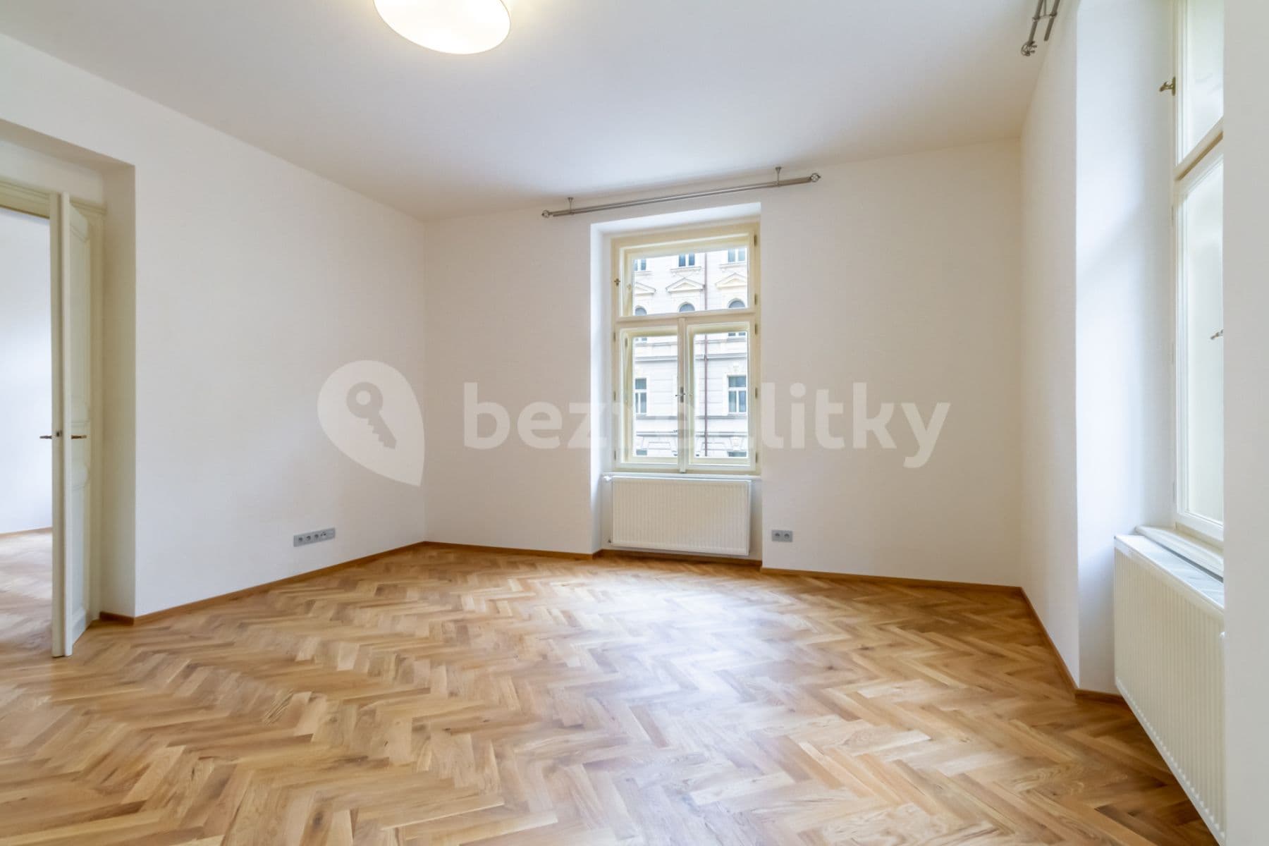4 bedroom flat to rent, 126 m², Legerova, Prague, Prague 4 bedroom flat to rent, 126 m², Legerova, Prague, Prague