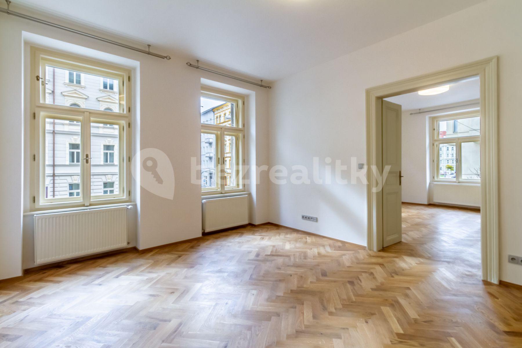 4 bedroom flat to rent, 126 m², Legerova, Prague, Prague