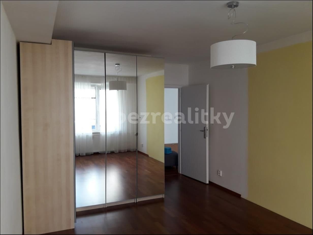 1 bedroom with open-plan kitchen flat to rent, 60 m², Nad Strouhou, Prague, Prague 1 bedroom with open-plan kitchen flat to rent, 60 m², Nad Strouhou, Prague, Prague
