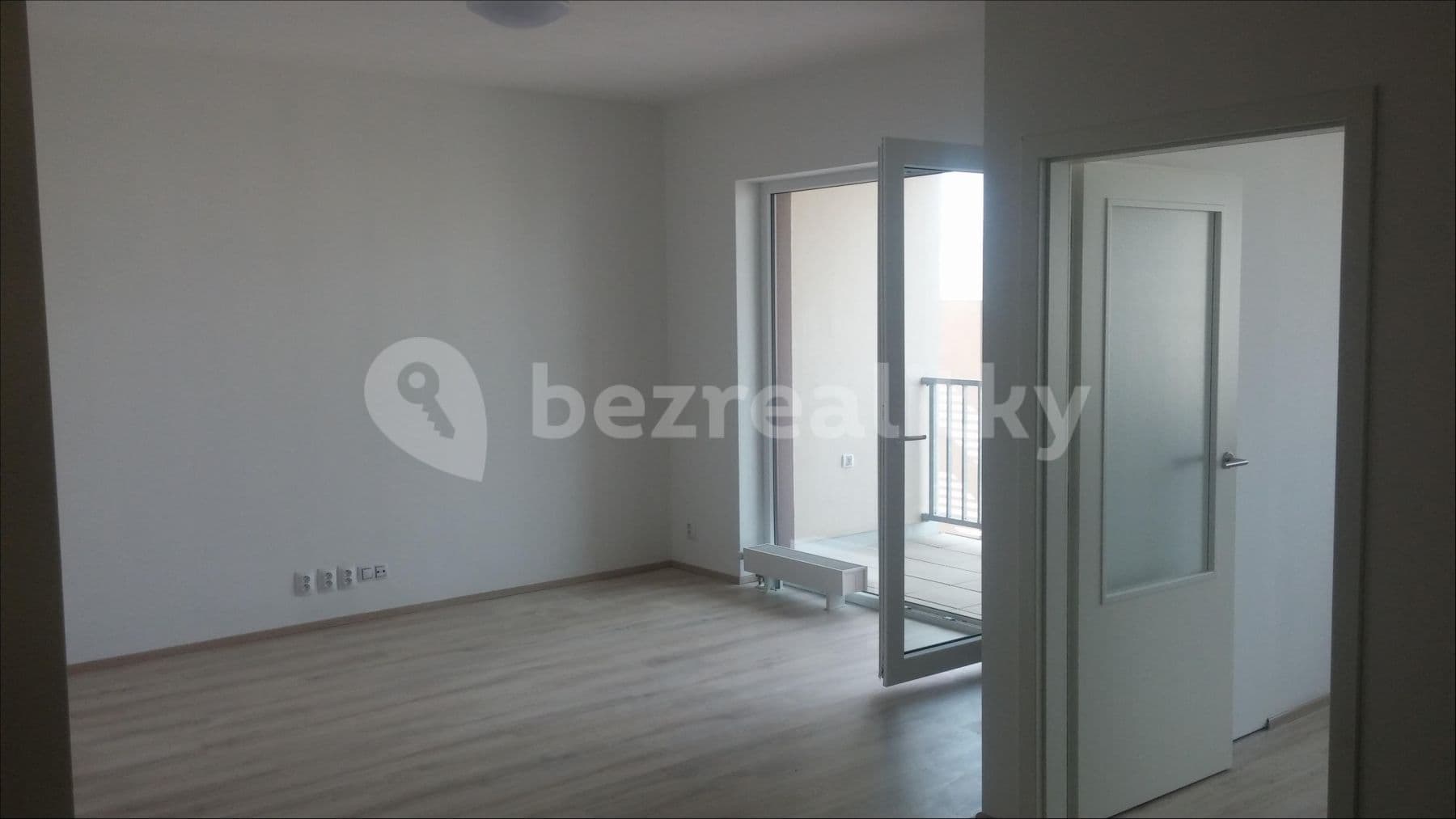 1 bedroom with open-plan kitchen flat to rent, 50 m², Řípská, Brno, Jihomoravský Region 1 bedroom with open-plan kitchen flat to rent, 50 m², Řípská, Brno, Jihomoravský Region