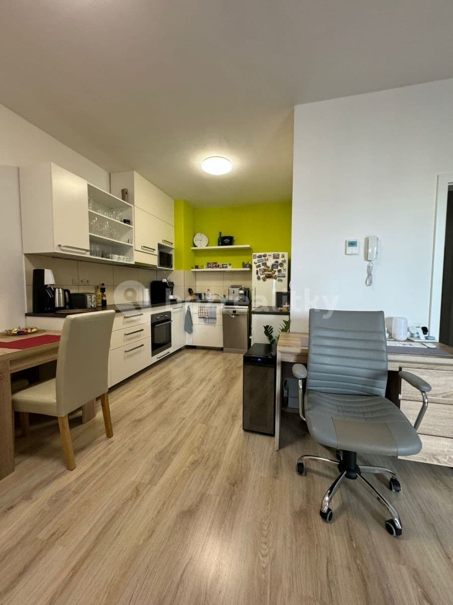 1 bedroom with open-plan kitchen flat to rent, 50 m², Řípská, Brno, Jihomoravský Region 1 bedroom with open-plan kitchen flat to rent, 50 m², Řípská, Brno, Jihomoravský Region